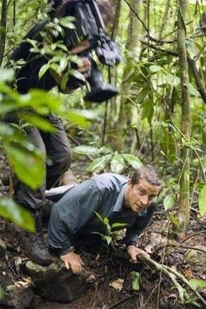 Meğer Bear Grylls herkesi böyle uyutmuş! Tüm foyası ortaya çıktı.