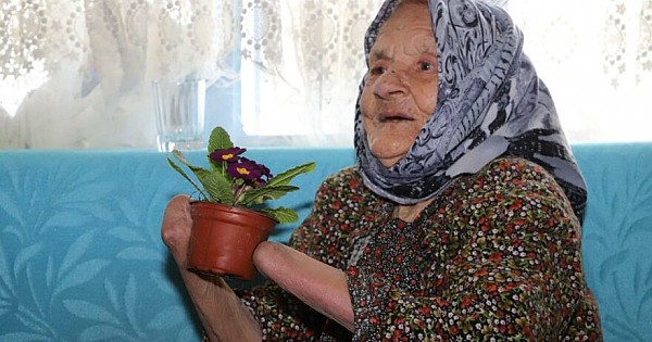 Kocası tırpanla iki elini bileklerinden kesti! 72 yıllık bir vahşet hikayesi!