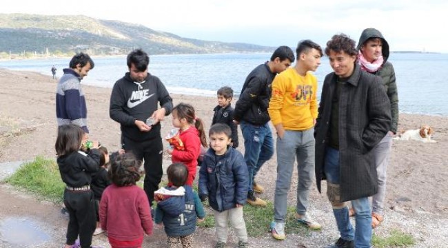 Çanakkale sahillerinde göçmenlerin bekleyişi sürüyor