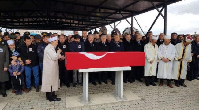 Tekirdağ 3 şehidini gözyaşlarıyla uğurladı