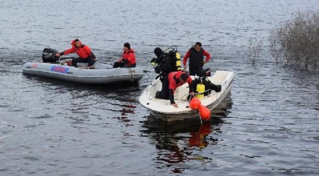 Baraj gölünde kayboldu, 24 gün sonra yakınları kıyıya vuran cesedini buldu