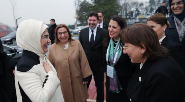 Emine Erdoğan: Kadınların iş gücüne katılma oranı, geçtiğimiz 10 yılda erkeklere göre 4 kat daha hızlı arttı