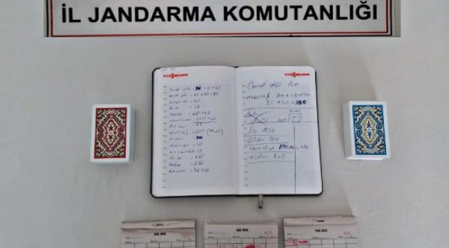 Kapatılan düğün salonunu kumarhaneye çevirdiler