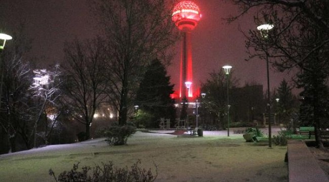 Kar yağışı, Ankara'yı beyaza bürüdü