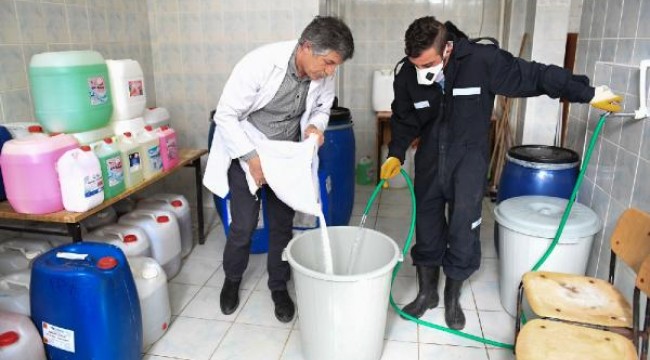 Öğrencilerin geliştirdiği dezenfeksiyon ürünlerine yoğun talep