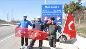 Şehitler için Çanakkale'ye yürüyen gazi torunu, Malkara'ya ulaştı