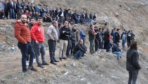 Stadyuma giremeyen taraftarlar maçı dağlardan izledi