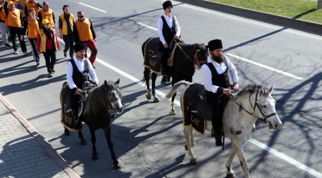 Tekirdağ'dan Çanakkale'ye 57'nci Alay yürüyüşü başladı