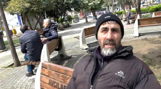 Avcılar'da parktaki bankta oturmaya devam ettiler