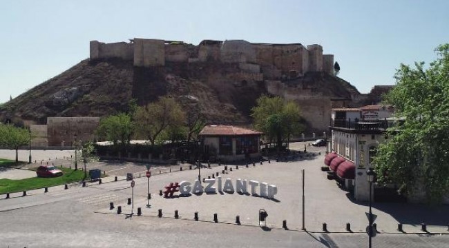 Gaziantep'te cadde ve sokaklar boş kaldı