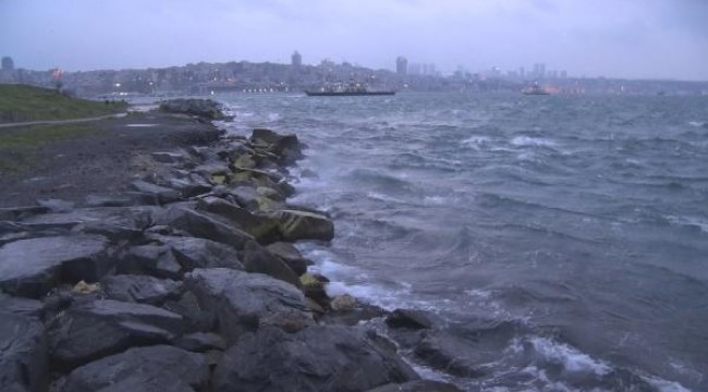 İstanbul'da fırtına etkili oluyor 