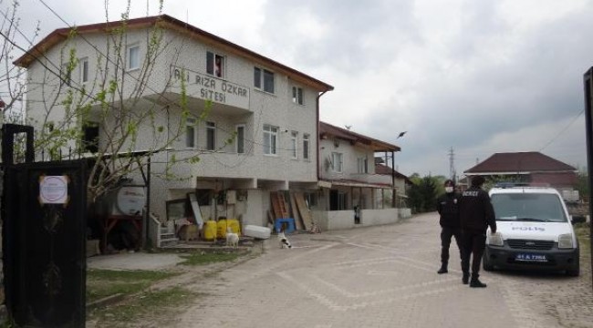 Kocaeli'de 17 daireli site karantinaya alındı