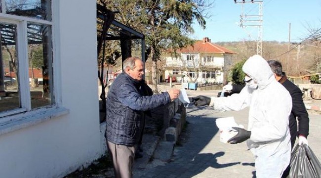 Koranavirüs karantinasına alınan köyde sıkı önlemler