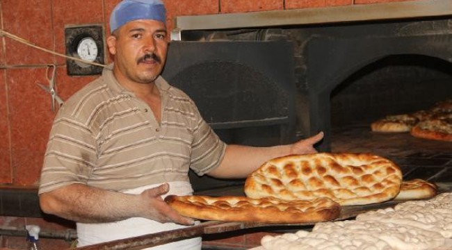 Niğde'de ramazan pidesine zam yok