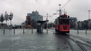 Nostaljik tramvay 'son' seferlerini yapıyor