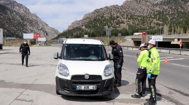 Pozantı'da giriş ve çıkışlar polis kontrolünde