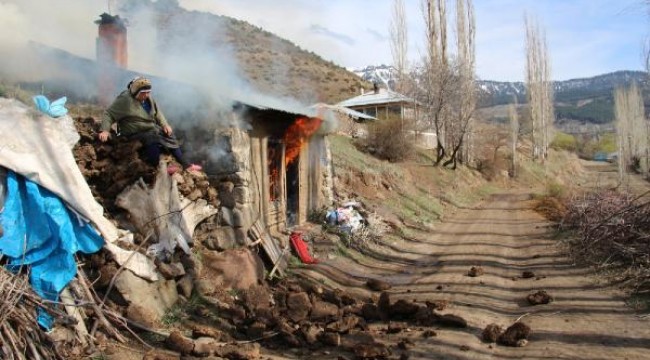 Tandır damında ekmek pişirirken yanıyordu