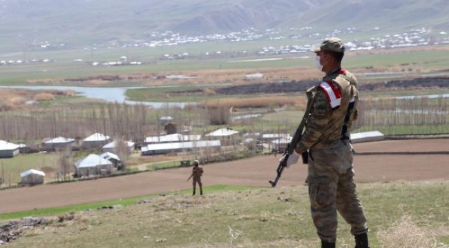 Van Gölü'nde av yasağına rağmen 10 ton balık avlanabilecek 400 metre ağı drone buldu