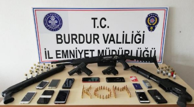 Yeşilova Belediye Başkanı ile eşine silahlı saldırıda 3 tutuklama