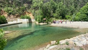 18 yaşındaki Umut yüzmeye girdiği gölette boğuldu