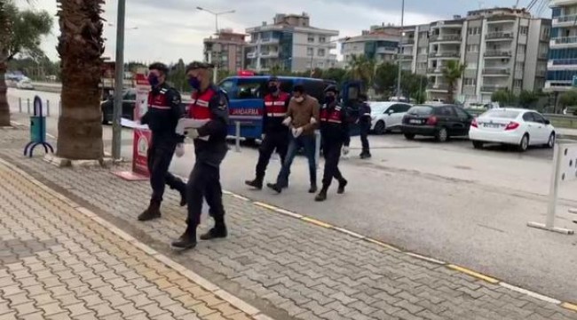 9 yıldır 15 ayrı suçtan aranıyordu, İzmir'de yakalandı