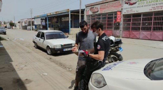 Cezaevinden izinli çıkan ehliyetsiz sürücü, kovalamacada yakalandı