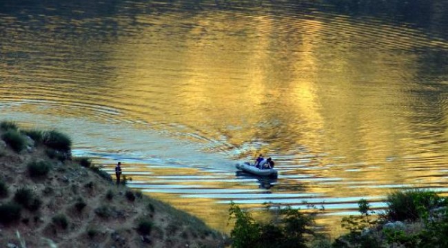 Botan Çayı'nda akıntıya kapılan genç boğuldu