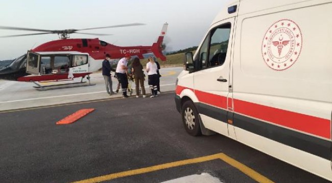 Kazada yaralanan çiftçi, ambulans helikopterle hastaneye ulaştırıldı