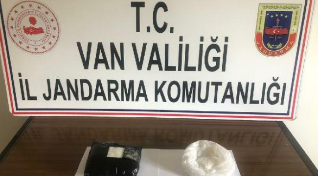 Otobüs yolcusu, 1,5 kilo metamfetaminle yakalandı