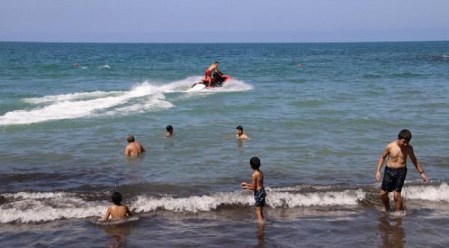 Akçakoca'ya günübirlik tatilci akını