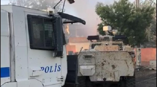 Diyarbakır'da evde çıkan yangın, TOMA ve zırhlı araçla söndürüldü