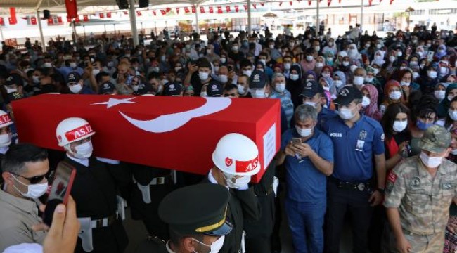 İdlib şehidi uzman onbaşı, Gaziantep'te toprağa verildi