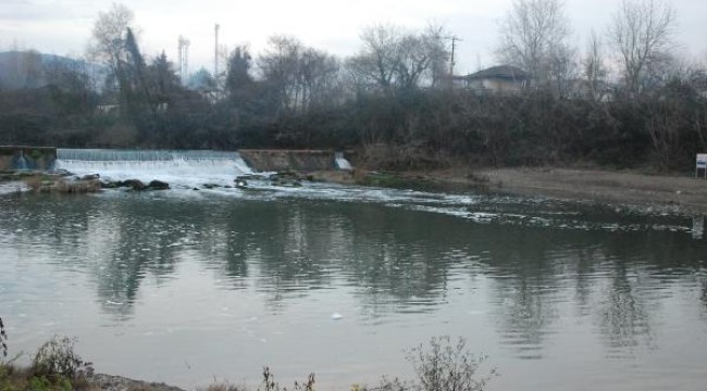 Bartın Irmağı yeniden köpürdü