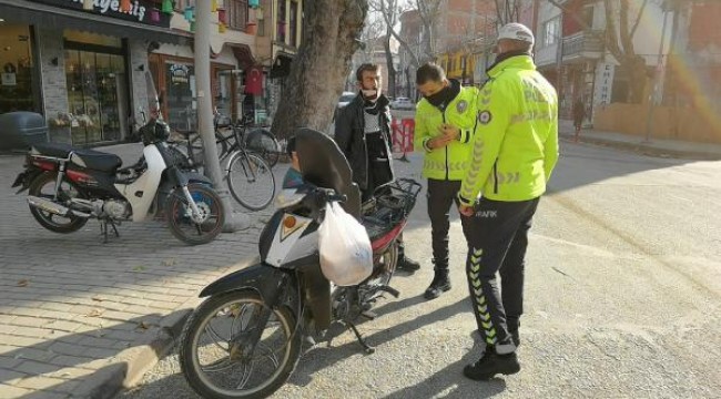 Çalıntı motosikletle ekmek almaya giden sürücüye gözaltı