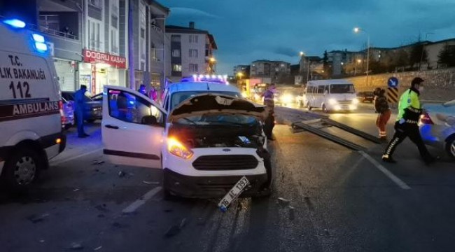 Keles Müftüsü Tanrıkulu'nun eşi kazada yaralandı