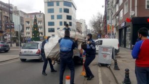 Tekirdağ'da sokağa çıkma kısıtlamasında, kağıt toplayanlara operasyon