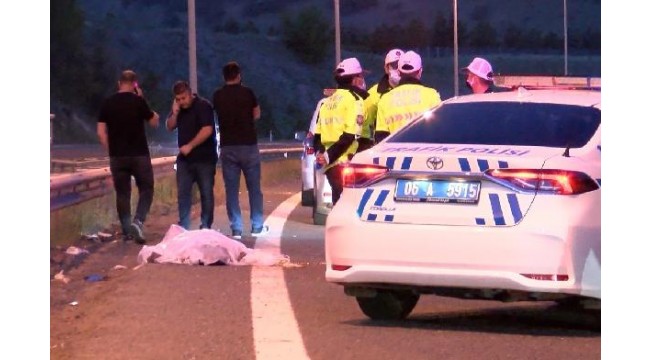 Ankara'da, devrilen motosikletteki 2 kişi öldü