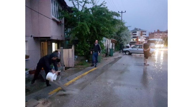 Bolu'da sağanak su baskınlarına yol açtı