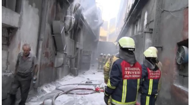 Bayrampaşa'da iş yerinde patlama sonrası yangın  