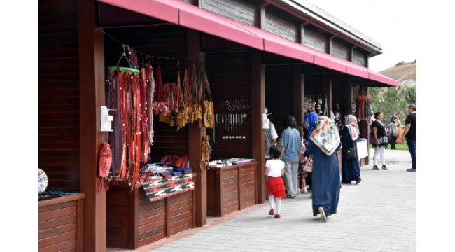 30 ülkeden okçular Ahlat'ta