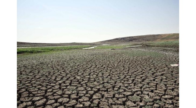 Hacıhıdır Barajı'nda su seviyesi düştü