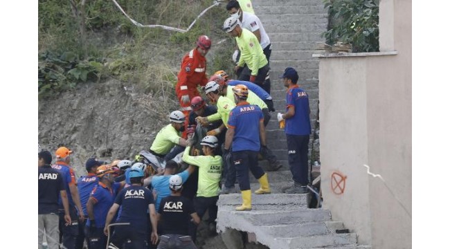 Kastamonu'daki sel felaketinde kayıplar aranıyor; 1 müteahhit için gözaltı kararı